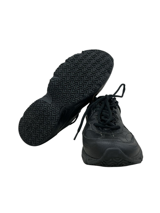 Tenis 8.5
