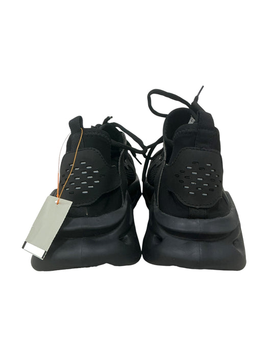 Tenis