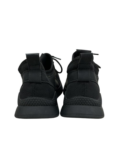 Tenis