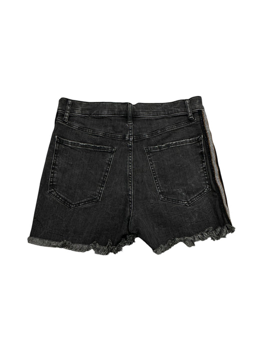 Short 4 (EXPRESS)
