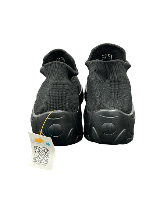 Tenis