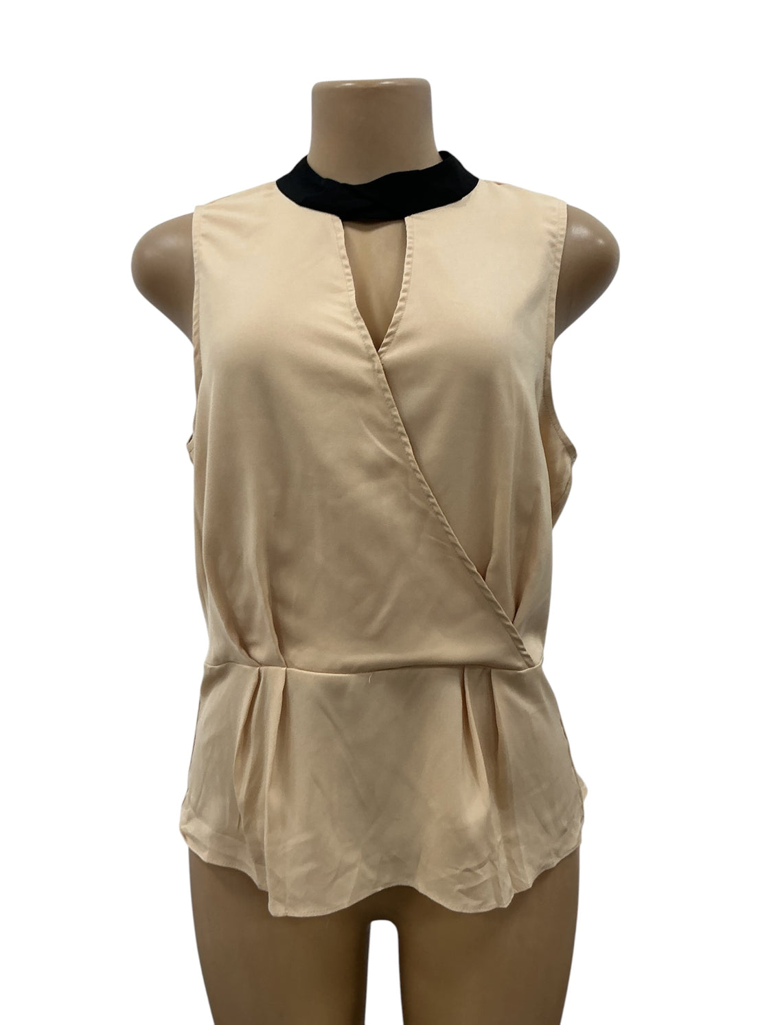 Blusa M (NEW YORK & COMPANY)