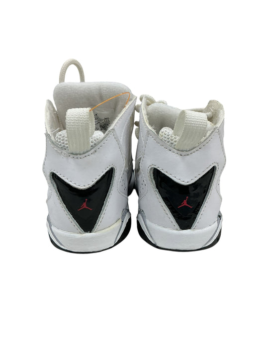 Tenis para bebé 7C (JORDAN)