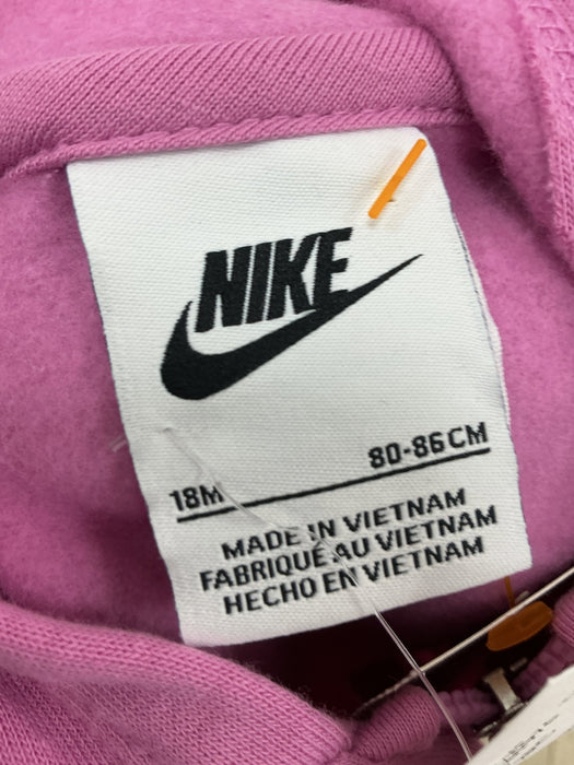 Conjunto para bebé 18M (NIKE)