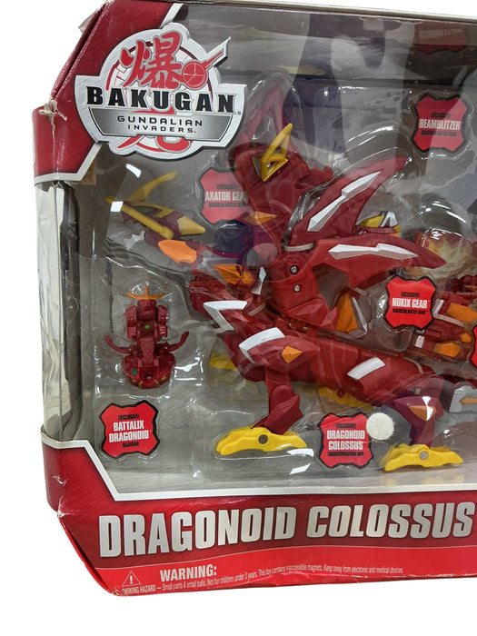 Parte posterior de la caja Dragonoid Colossus Bakugan