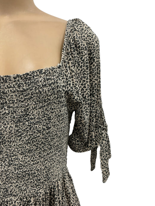 Vestido M (AMERICAN EAGLE)