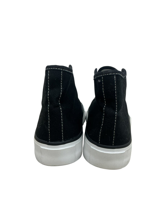Tenis