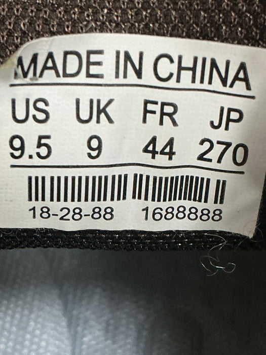 Tenis 9.5