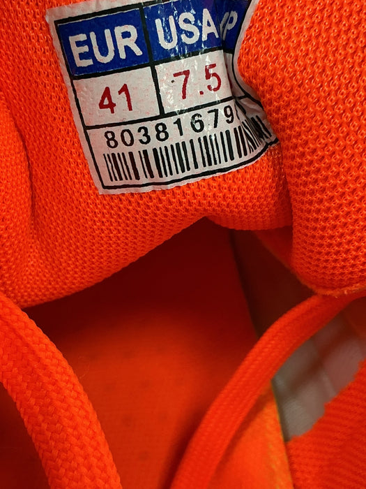 Tenis 7.5