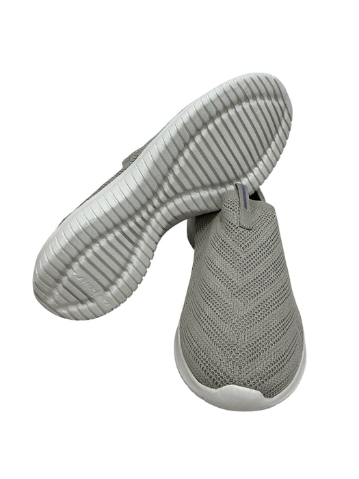Tenis 9.5 (SKECHERS)