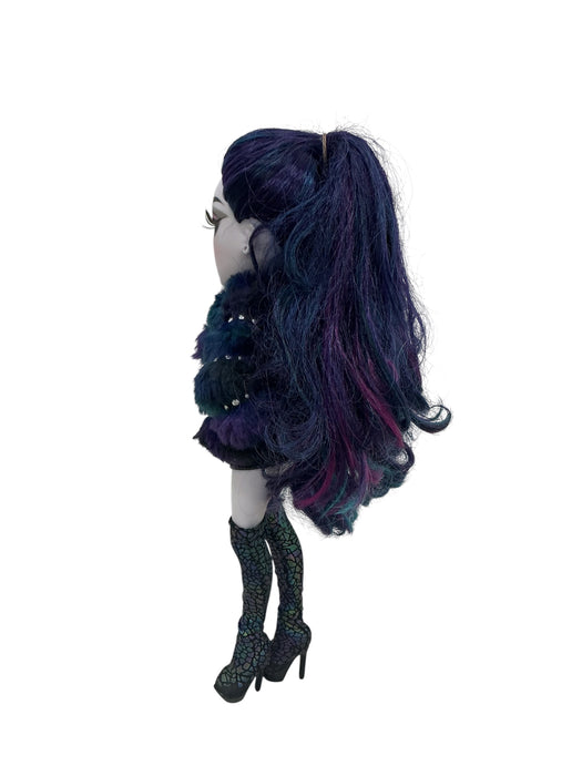 Naomi Storm (RAINBOW HIGH)