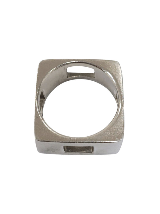 Anillo de plata
