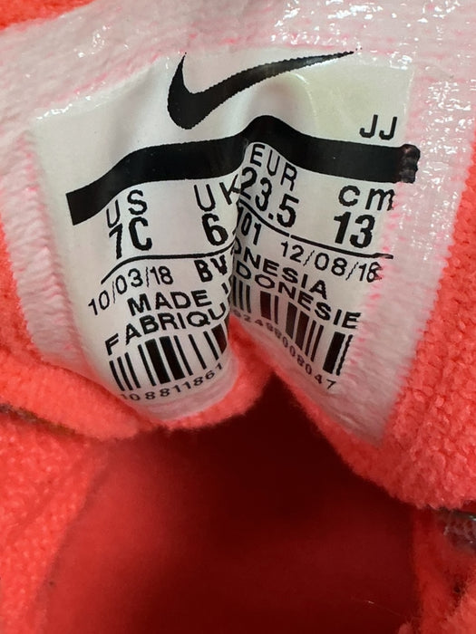 Tenis para bebé 7C (NIKE)