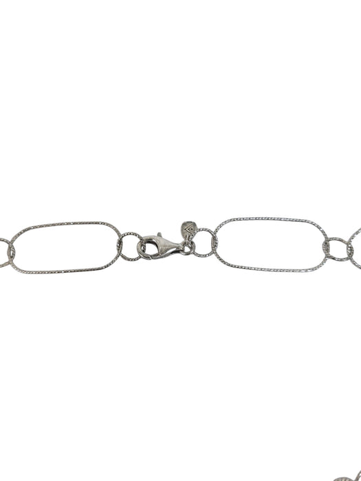 Collar de plata