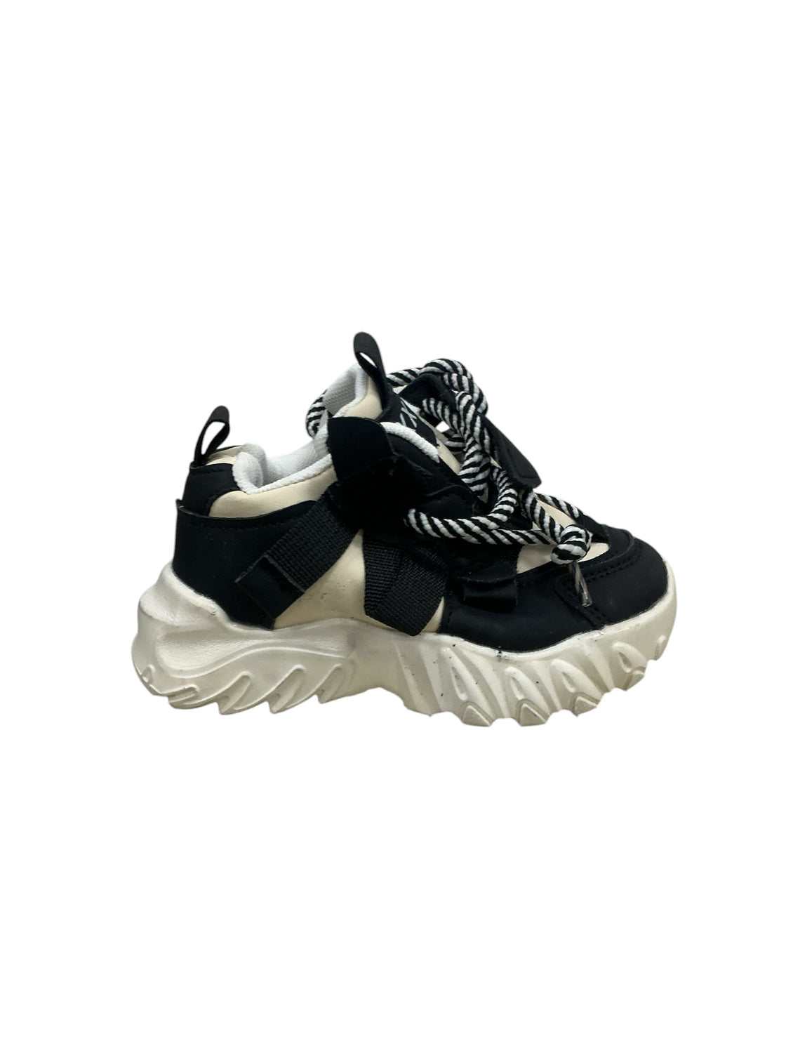 Tenis