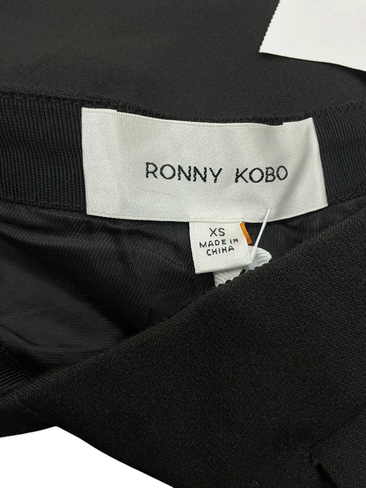 Short XS (RONNY KOBO)