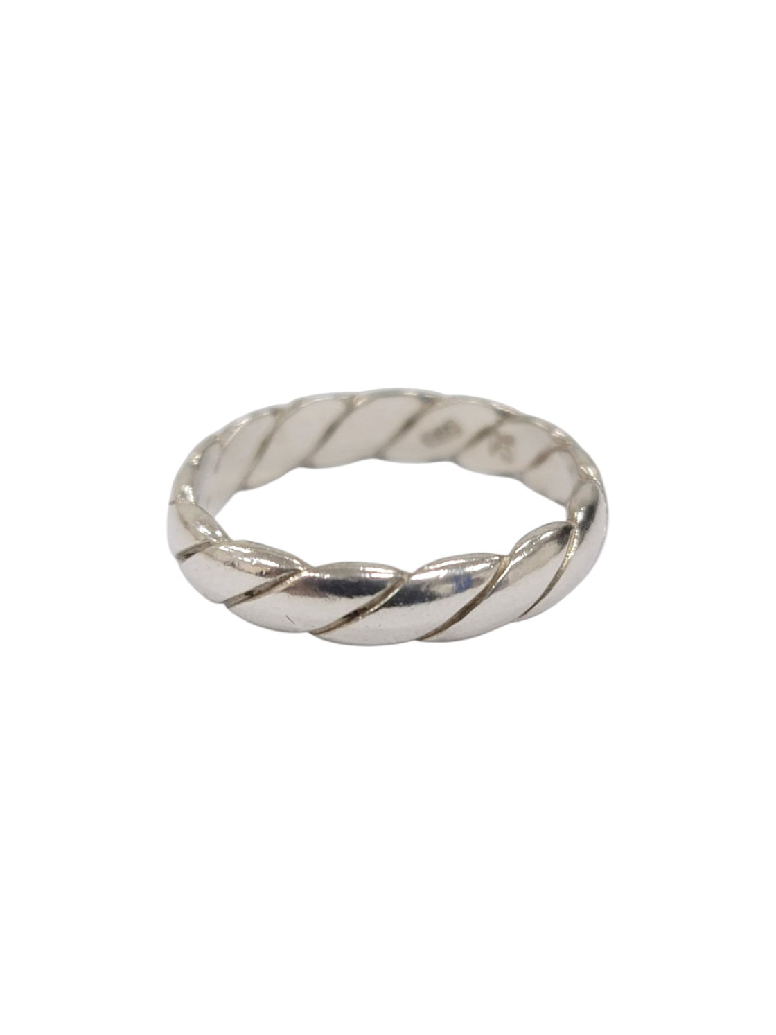 Anillo de plata