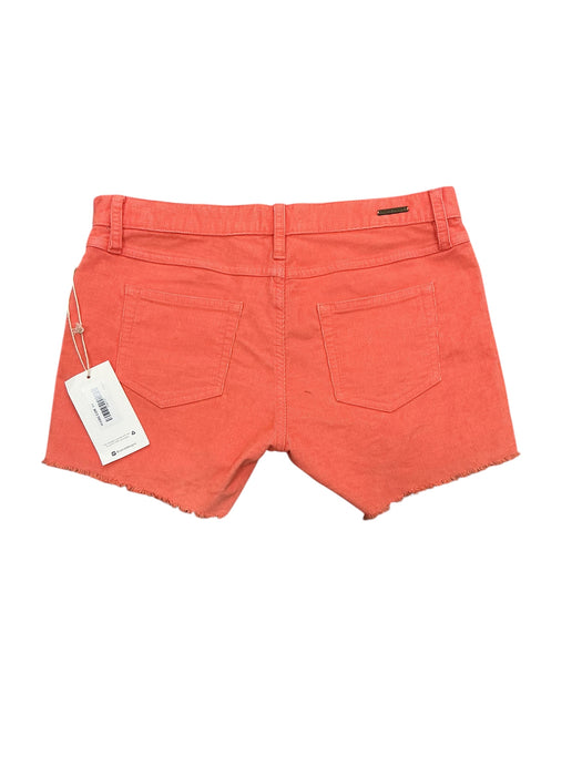 Short 4 (CARVE DESIGNS)