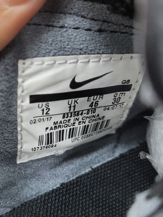 Tenis 12 (NIKE)