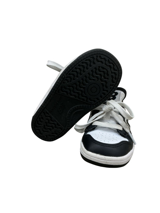 Tenis para bebé 7 (NEW BALANCE)