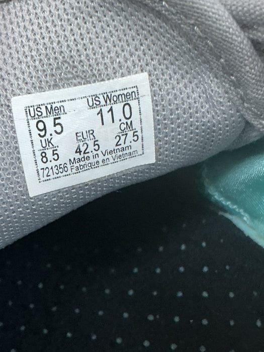 Tenis 9.5 (VANS)