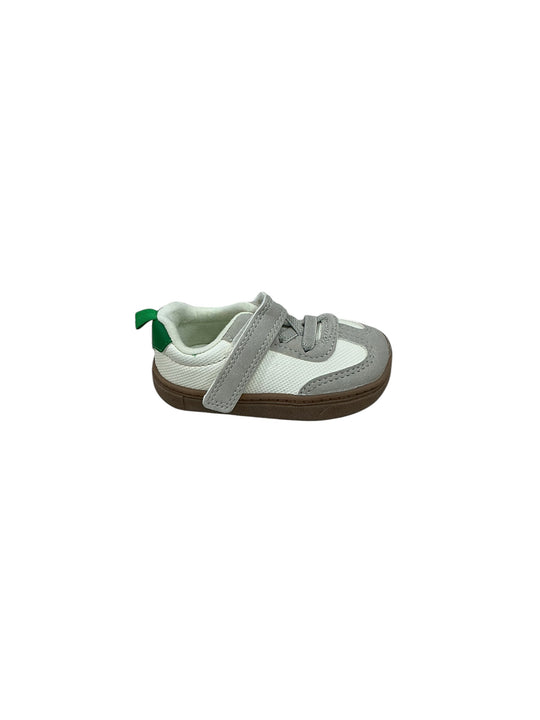 Tenis para bebé  3 (CARTER'S)