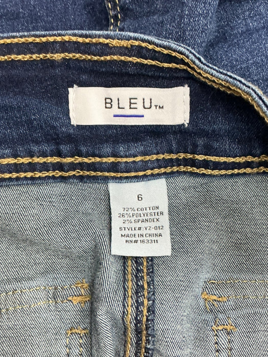 Falda 6 (BLEU)