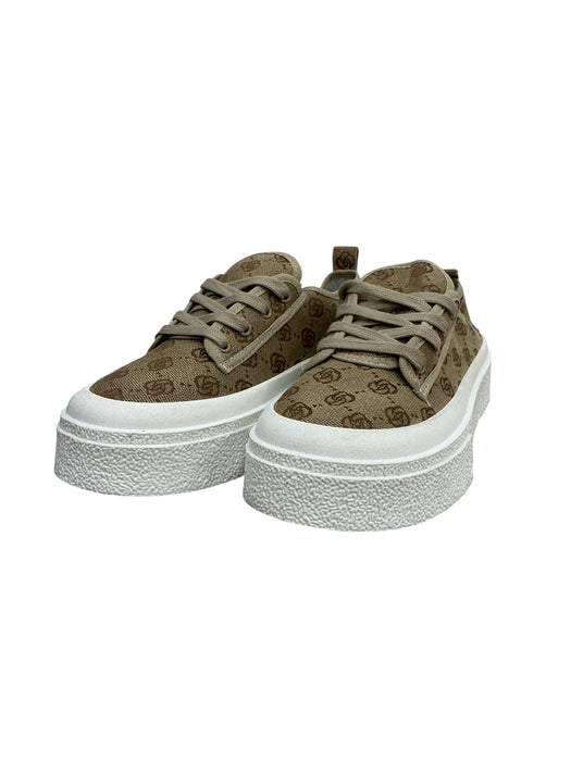 Tenis