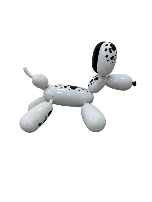 Perro Squeakee