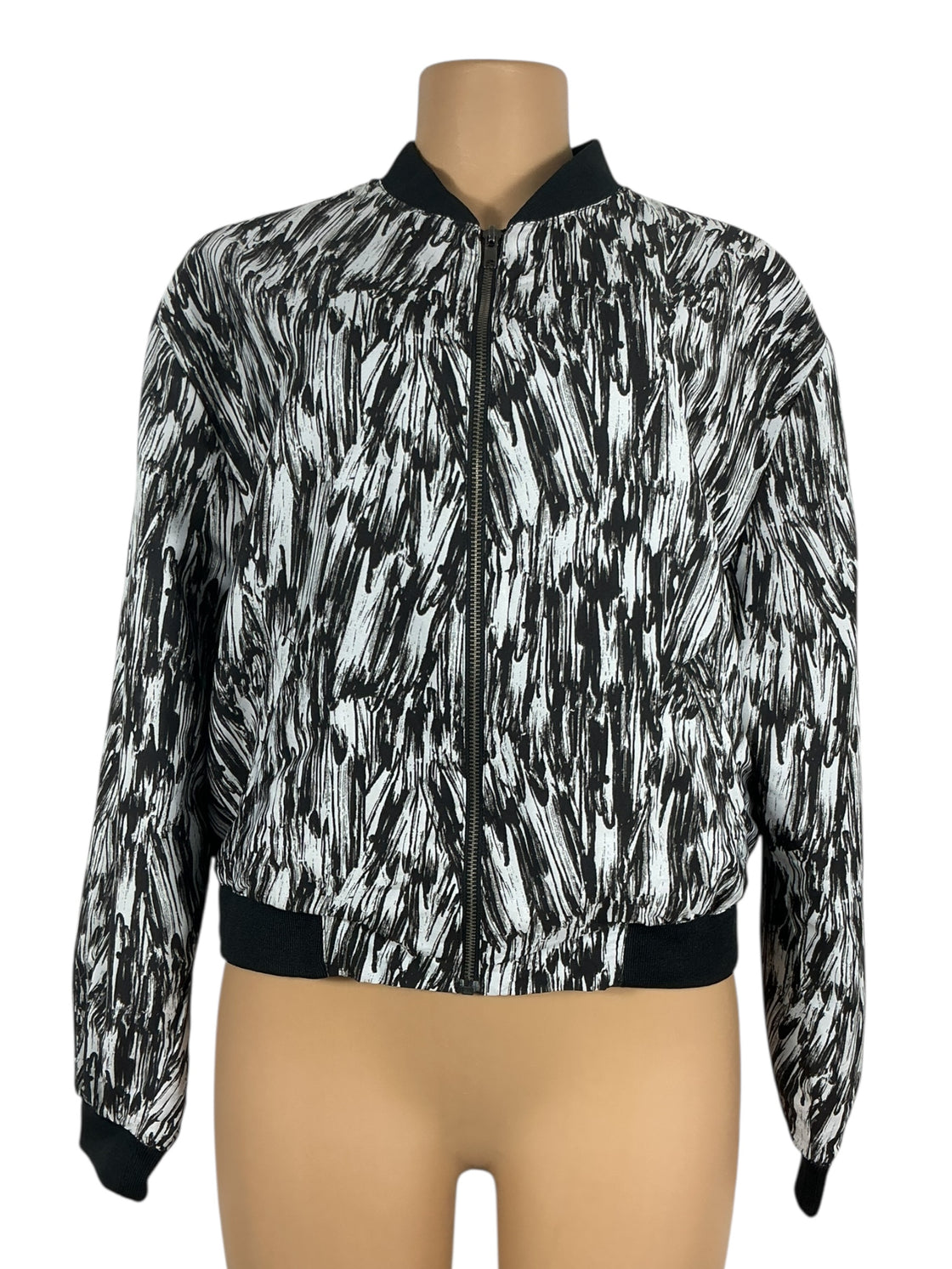 Chumpa M (NOISY MAY)