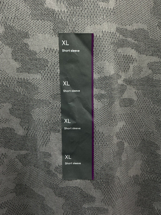 Camisa XL (ALL IN MOTION)