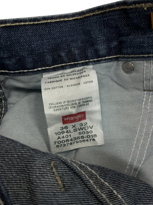 Pantalón 36x32 (WRANGLER)