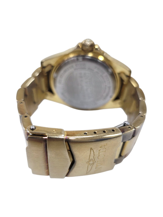 Reloj INVICTA Pro Diver con pulsera metálica