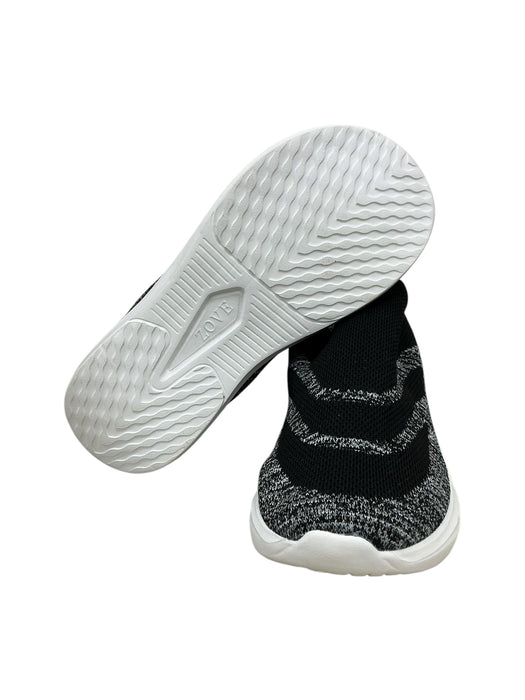 Tenis (ZOVE)