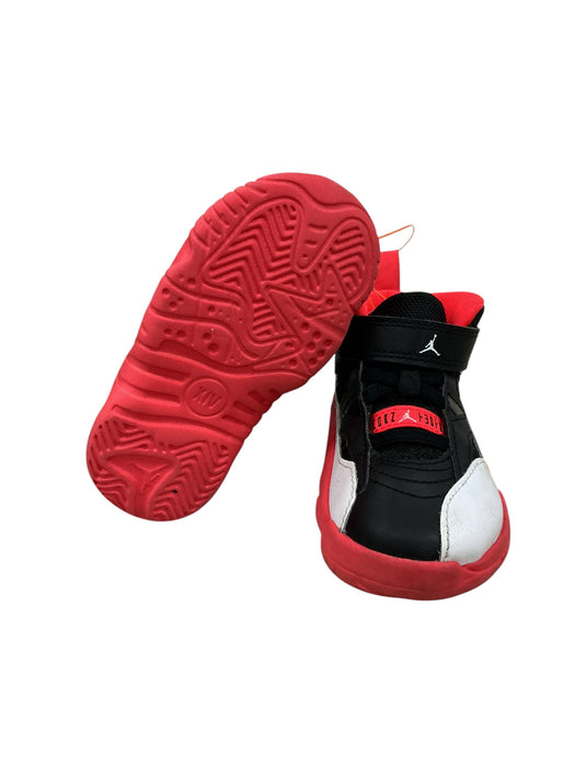 Tenis para bebé 7C (JORDAN)