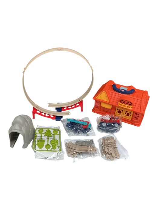 Pista de Tren (ATLASONIX)