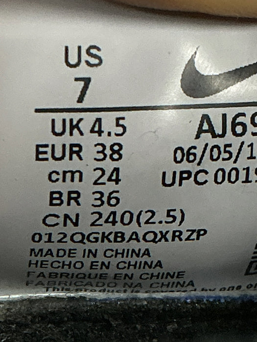 Tenis 7 (NIKE)