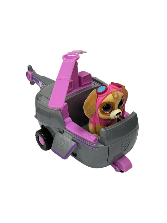 Skye y Helicóptero