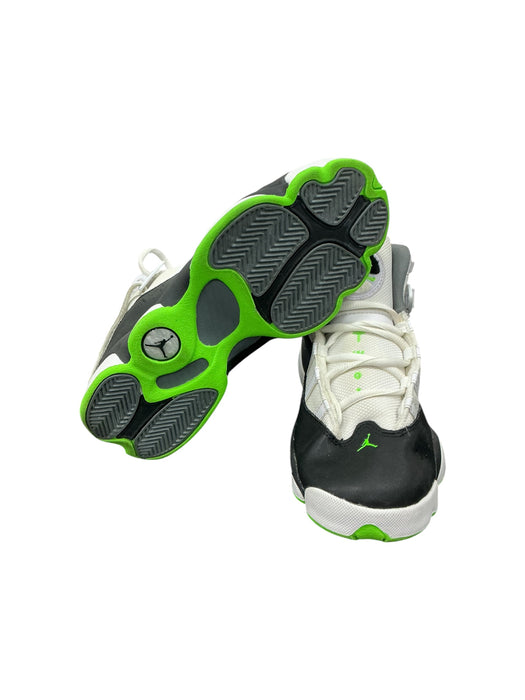 Tenis 6.5 (JORDAN)