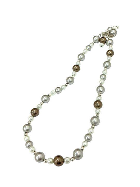 Collar de plata