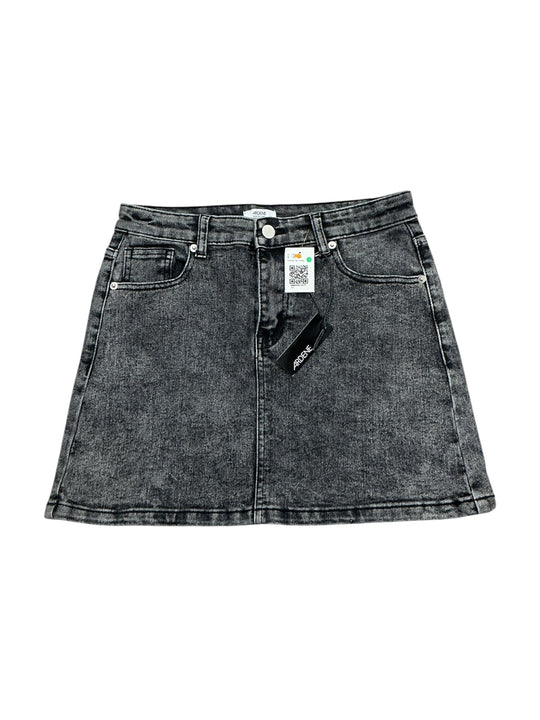 Short L (ARDENE)