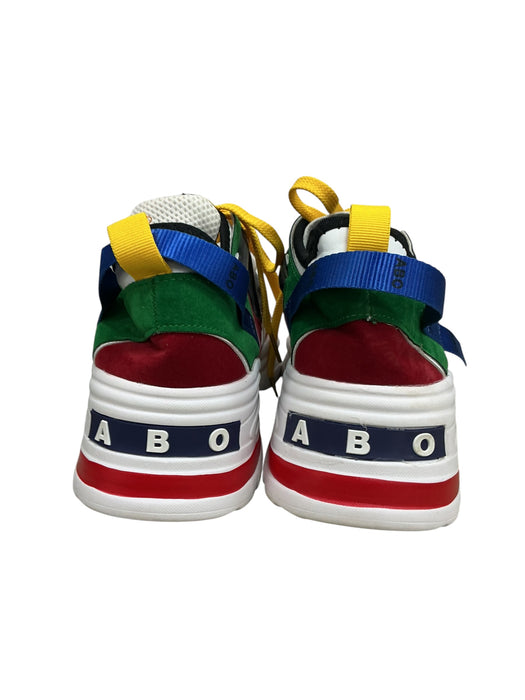 Tenis