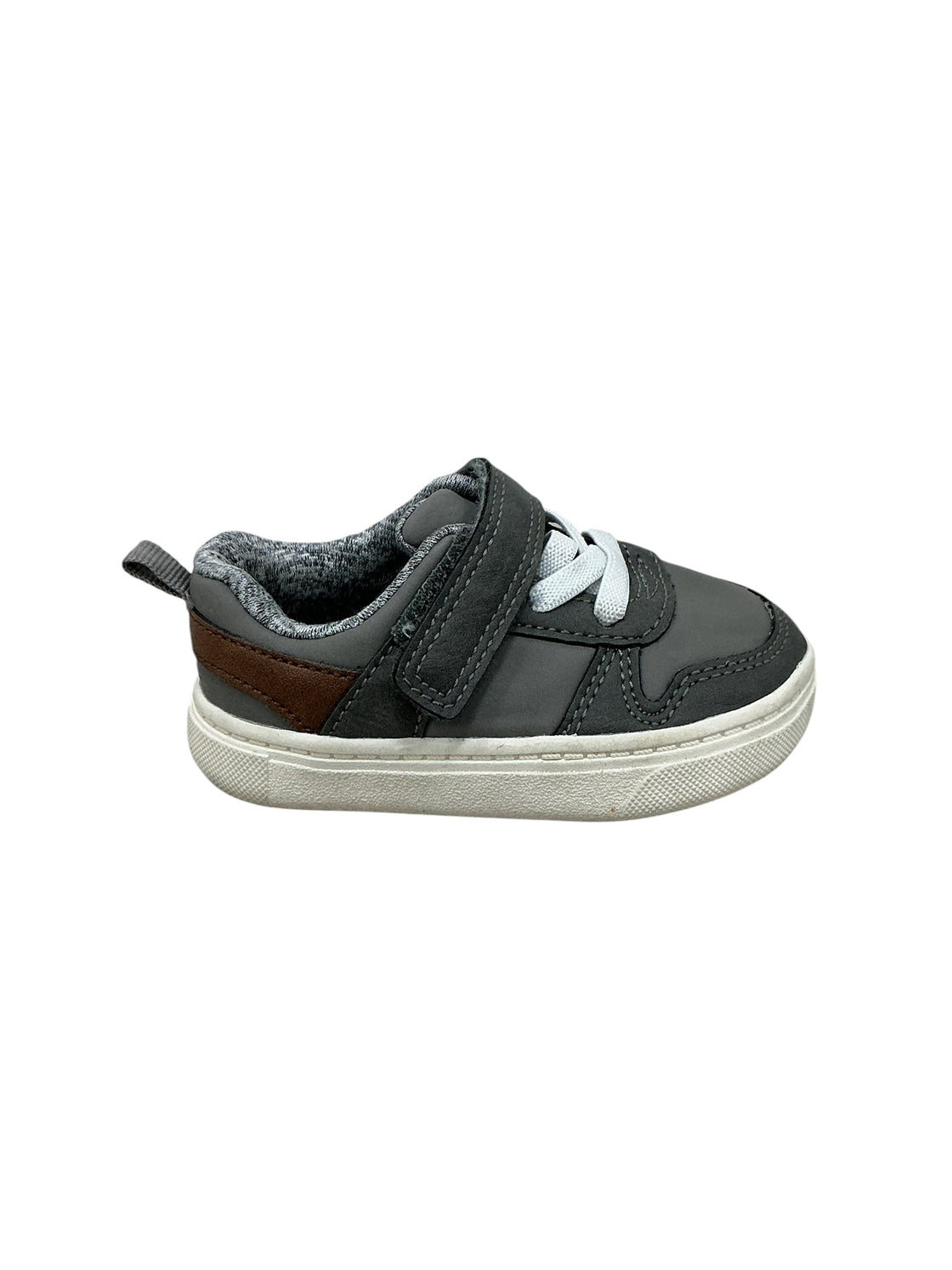 Tenis para bebé 3 (CARTER'S)