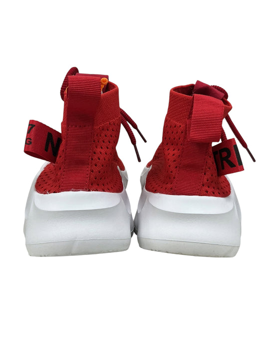 Tenis 42