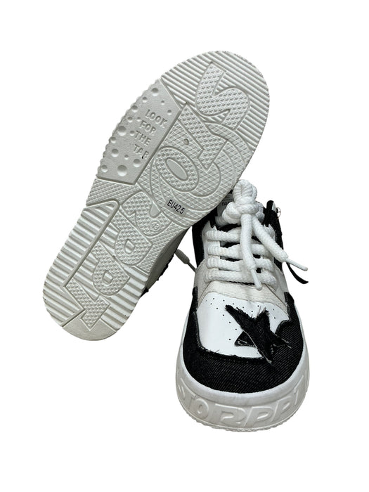 Tenis