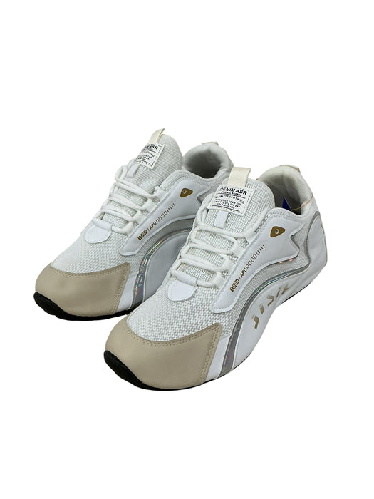 Tenis