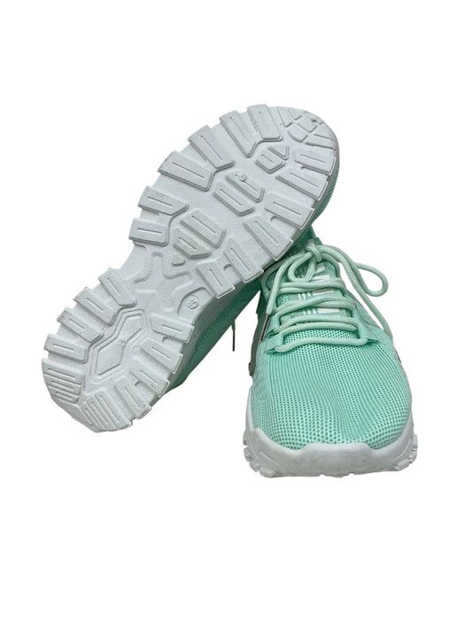 Tenis