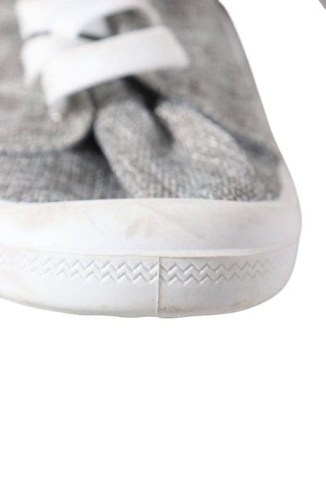 Tenis 9 (SOLE MATES)