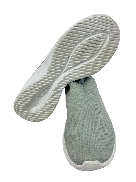 Tenis  10 (SKECHERS)