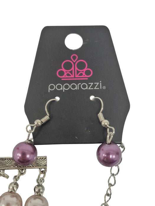 Collar y aretes de fantasía (PAPARAZZI)